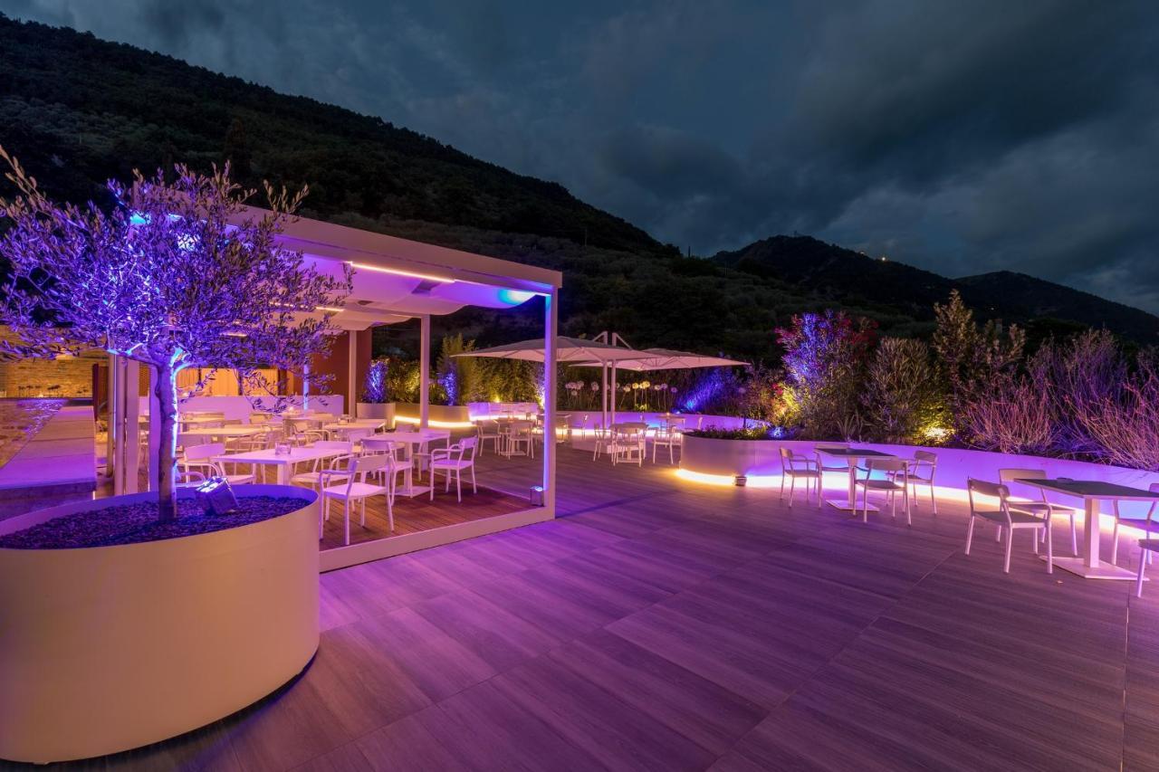 Park Hotel Ai Cappuccini Gubbio Bagian luar foto